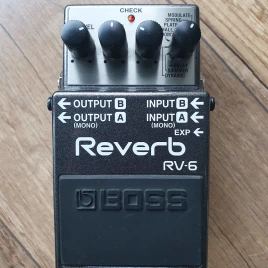 Педаль эффекта BOSS RV-6 Reverb (B-Stock)