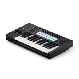 MIDI контроллер NOVATION LAUNCHKEY 25 MK4