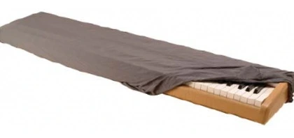ONSTAGE KDA7061G - эластичная накидка 'антипыль' для любых клавишных инструментов, 61-76кл, серая фото 1