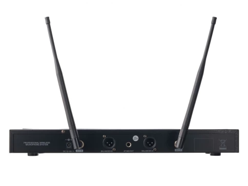 Радиосистема вокальная LAudio LS-Q10-2M с двумя ручными передатчиками фото 3