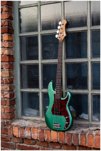JET JPB-300 SG R - Бас-гитара 4 струны фото 7
