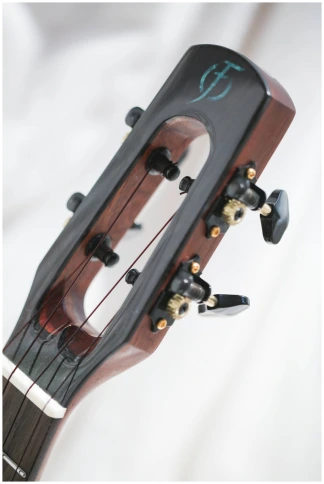 FLIGHT NIGHTHAWK TENOR EQ-A - Укулеле тенор фото 18