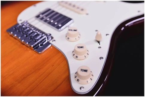 CRAFTER Modern Seoul VVS MP Tobacco Sunburst - Электрогитара фото 8