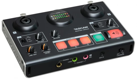 Tascam US-42B USB-аудио интерфейс/контроллер для интернет-вещания фото 2