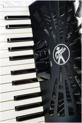 HOHNER Bravo II 60 white - Аккордеон 1/2 фото 2
