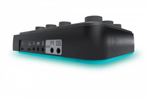 Микшерный пульт Mackie MixCaster Live фото 4