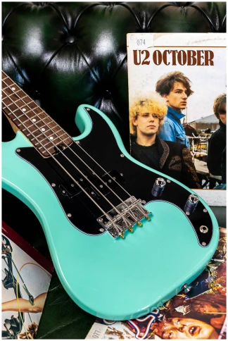 FLIGHT Mini Bass Lite SFG - Бас-гитара уменьшенная фото 19
