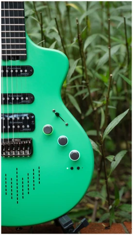 NEBULA SEEKER Mint Green - Электрогитара смарт фото 14
