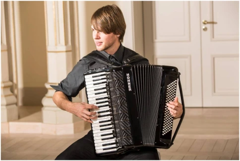 HOHNER MATTIA IV 120 BK gun black - Аккордеон 4/4 фото 9