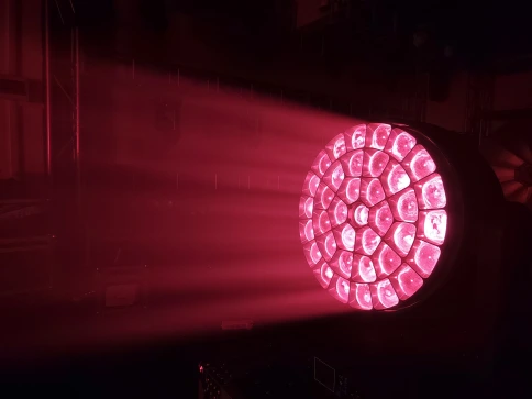 INVOLIGHT FX WASH PRO - голова вращения (WASH), LED 37x40Вт RGBW, в кейсе, DMX-512 фото 6