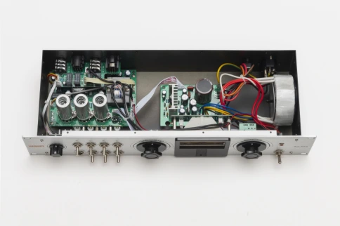 Ламповый микрофонный предусилитель Warm Audio WA-MPX фото 3