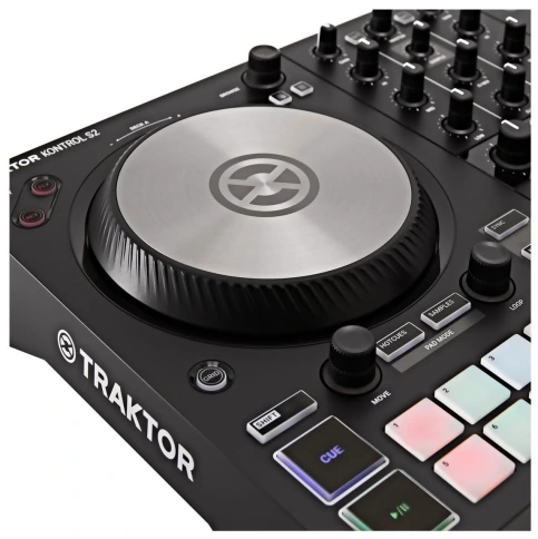 DJ-контроллер  Native Instruments Traktor Kontrol S2 MK3 фото 4