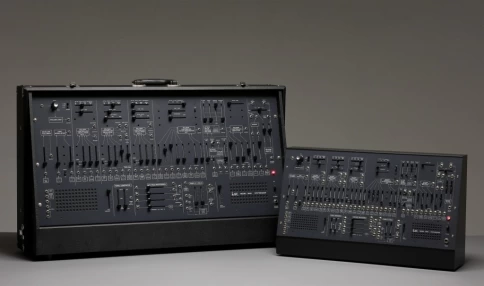 Полумодульный синтезатор KORG ARP2600-M фото 2