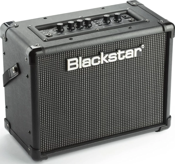 Поступление комбиков Blackstar на складе в Минске